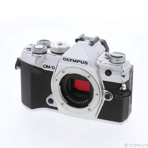中古品〕 OM-D E-M5 Mark III ボディ シルバー【262】 - メルカリ