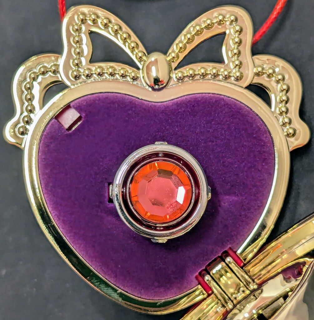 バンダイ Special Memorize 明日のナージャ ナージャのブローチ - メルカリ