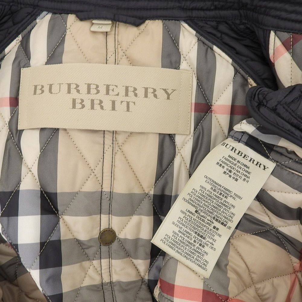 BURBERRY BRIT バーバリーブリット 美品 ナイロン キルティング
