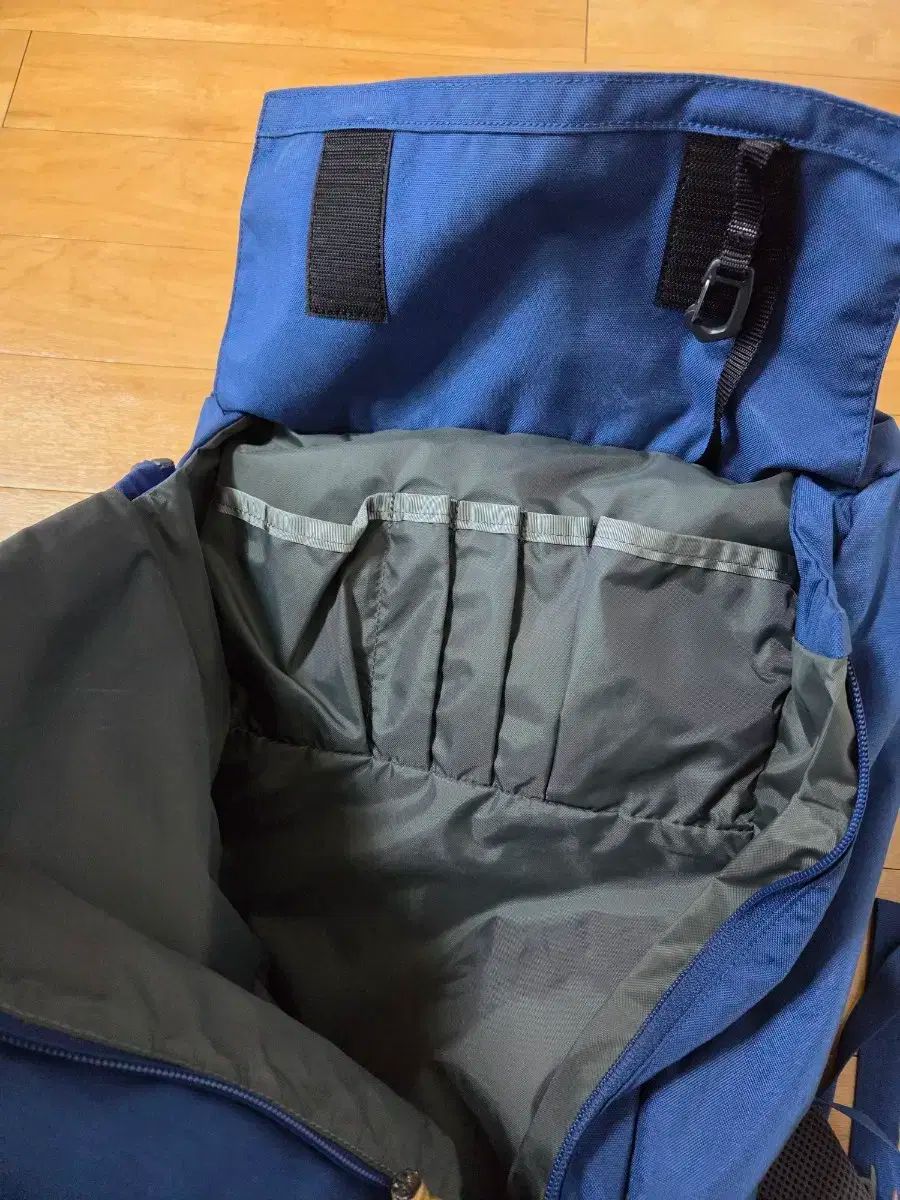 MYSTERY RANCH ショップ STREET 젠 バックパック 25L Mystery Ranch
