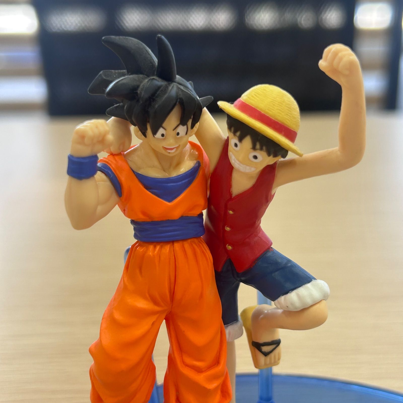 ジャンプ40周年 ワンピース ドラゴンボールコラボフィギュア - メルカリ