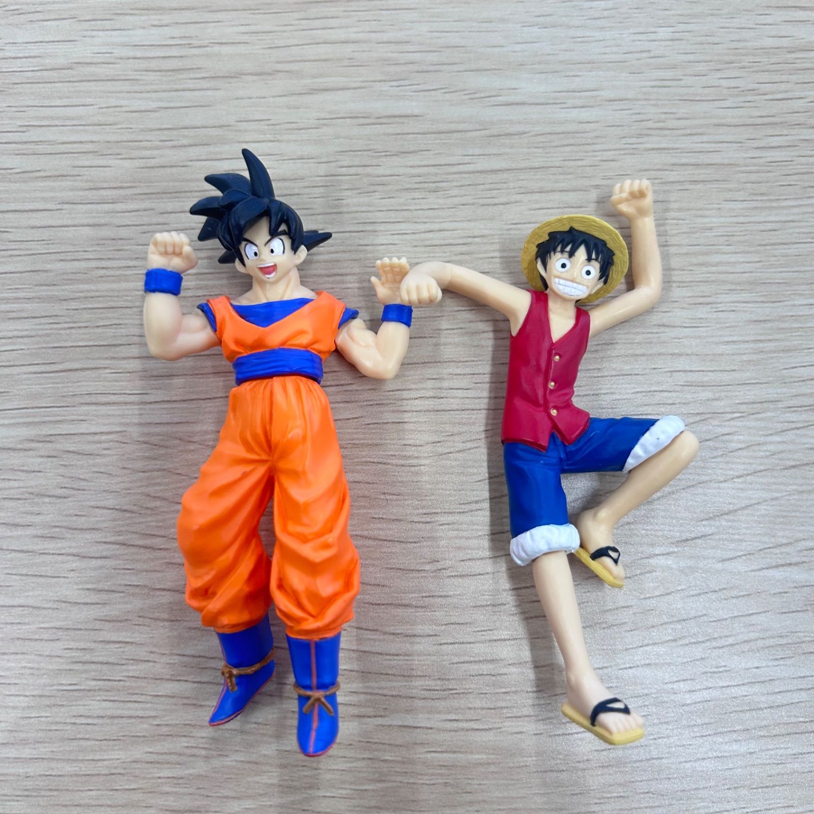 ジャンプ40周年 ワンピース ドラゴンボールコラボフィギュア - メルカリ