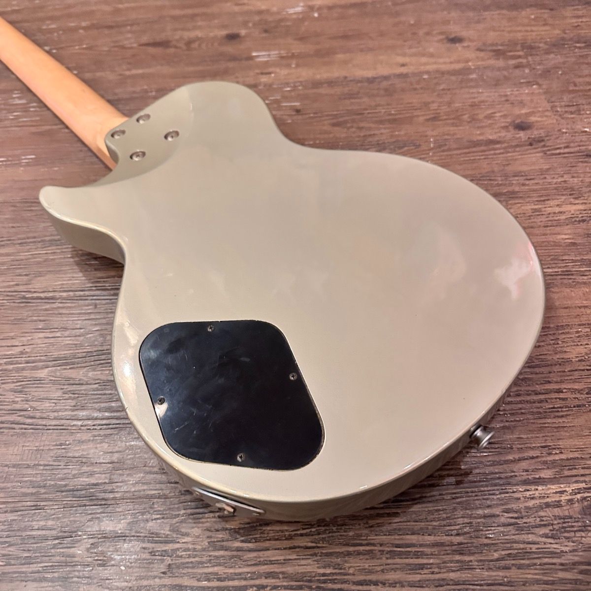 Charvel R-SB48 Refinement Electric bass シャーベル ジャクソン