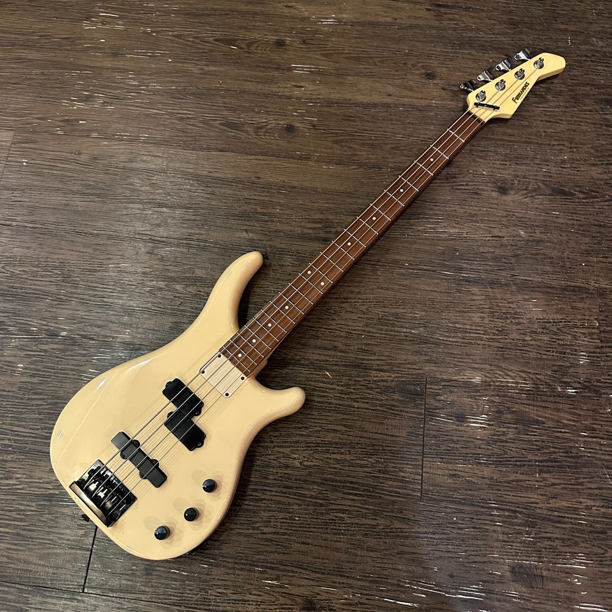 Fernandes FRB-45 Electric Bass エレキベース フェルナンデス - メルカリ