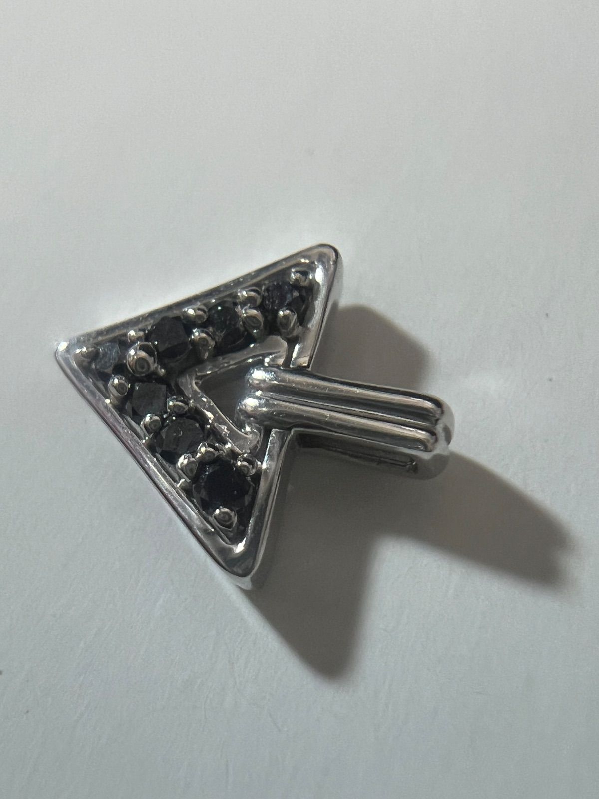 K 18 WG ネックレストップ ブラックダイヤモンド 0.11 ct 0.84 g