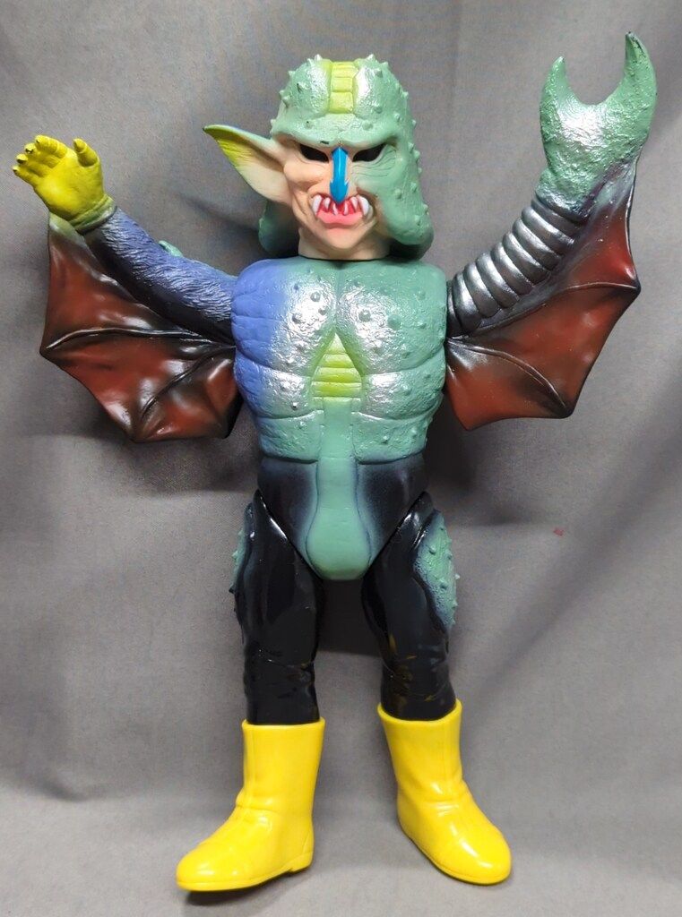 メディコム・トイ 東映レトロソフビコレクション 仮面ライダー 再生 
