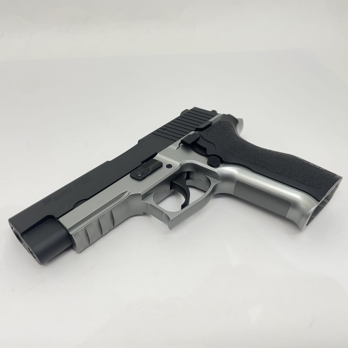 東京マルイ SIG SAUER シグ ザウエル P226 E2 ガスブローバック【対象