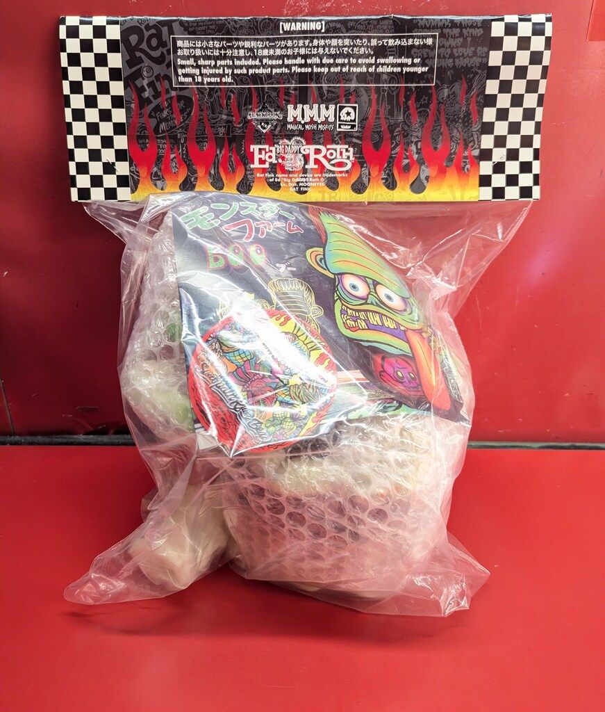 BLACKBOOK TOY MAGICAL MOSH MISFITS ASURA RATFINK カード趣味 その他 