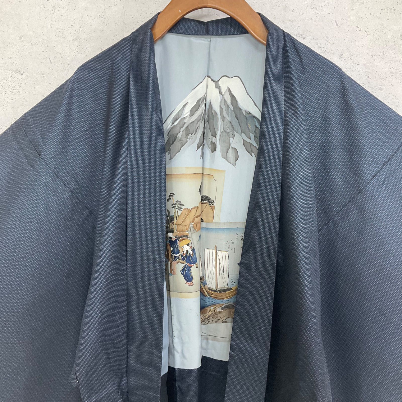 kimono+one⬛️男前屋⬛️男長羽織⬛️本場奄美大島紬正絹⬛️裄69.5丈