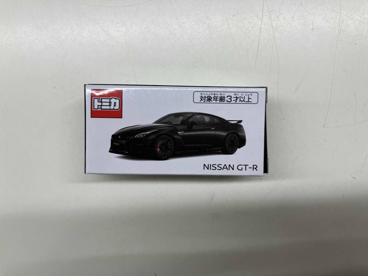 トミカ NISSAN GT-R メテオフレｰクブラックパｰル NISMO MODEL CAR