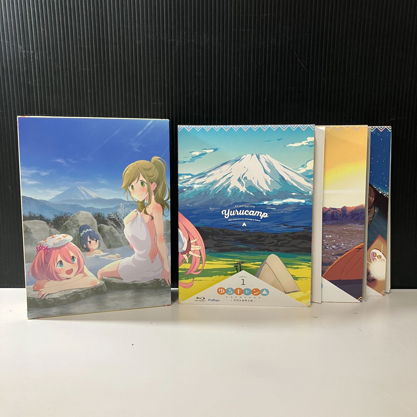 むつ17-112303】ゆるキャン△1期 初回限定版Blu-ray 全3巻セット