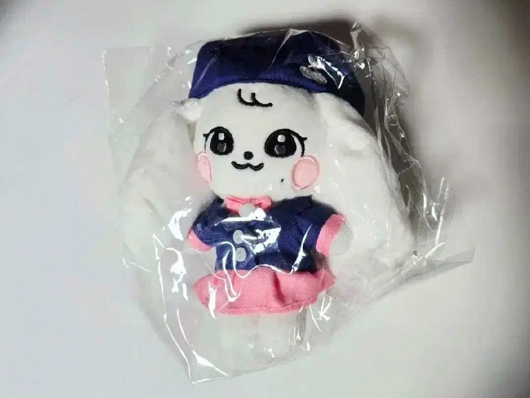 新品) IVE（アイヴ）チェリー ウォニョン(WONYOUNG・チャンウォニョン