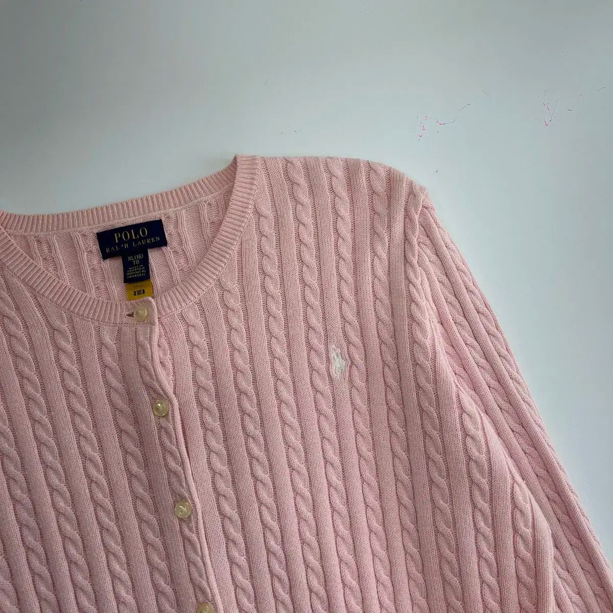 POLO ポロ 白ポニー ピンク ケーブル ニットカーディガン - メルカリ