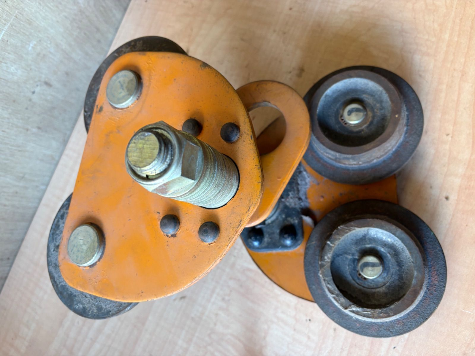 フック式ブロック プレントロリー