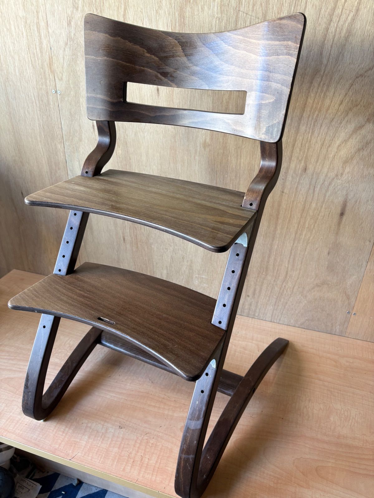 リエンダー ハイチェア ウォールナット