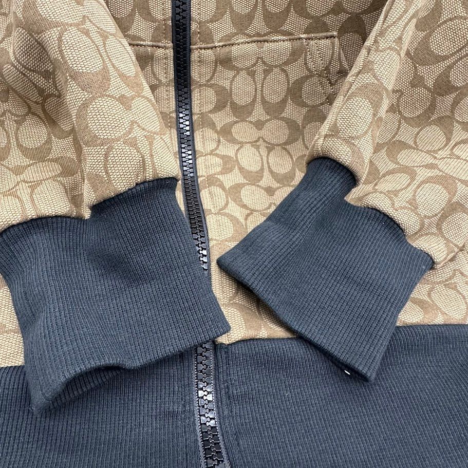 COACH コーチ シグネチャー モノグラム 総柄 フーディ ジップアップ