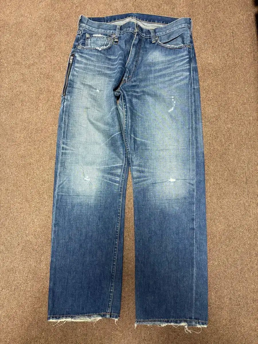 Levis fenom フラグメントデザイン 藤原ヒロシ フェノム デニムパンツ