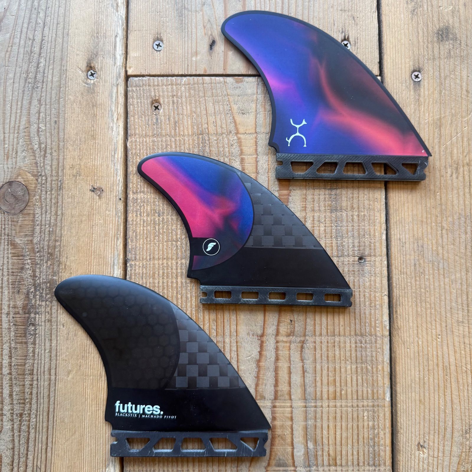 中古品 futures フィン MACHADO PIVOT マチャドピボット トライフィン