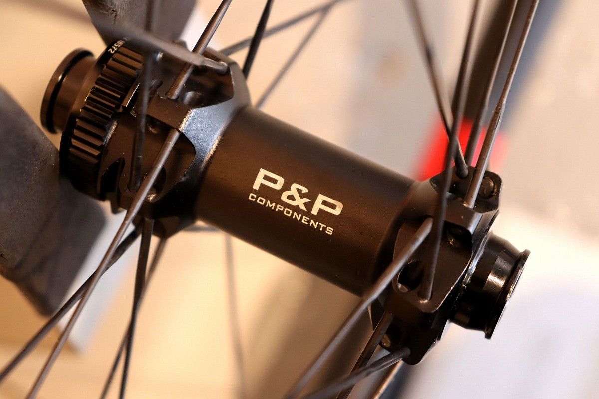 P&Pコンポーネンツ P&P COMPONENTS アクイロン AQUILON カーボン