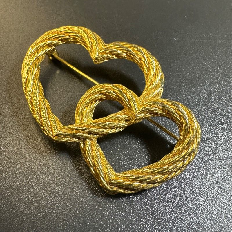 Christian Dior ハート ゴールド ブローチ GT-W 5
