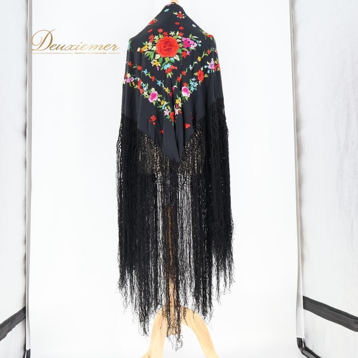 【フラメンコ衣装】ブラック マントン シージョ 黒 赤 フレコ 大判 花柄 刺繍 フラメンコ衣装】ブラック シージョ マントン フレコ 黒 花柄 赤 刺繍