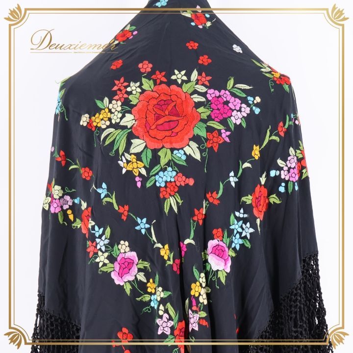 フラメンコ 衣装 マントン シージョ 黒 赤 刺繍 フレコ フリンジ 小物