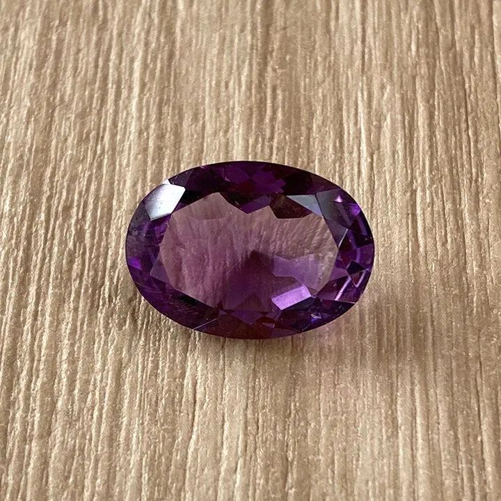 高品質，格安 アメジスト 8.643ct ルース オーバルカット 楕円 紫水晶