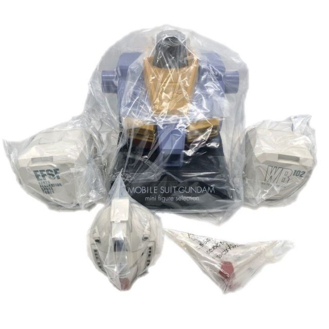 BANDAI 機動戦士ガンダム MFセレクション ガンダム胸像型ディスプレイ