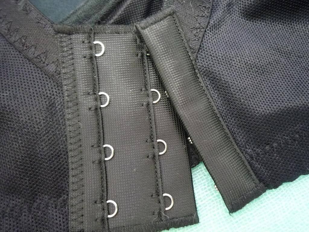 美バストライン