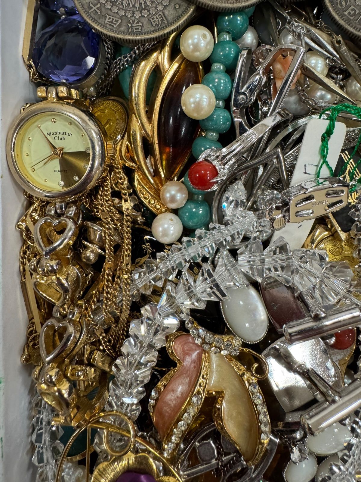 メッキアクセサリー　まとめ　約7キロ まとめ売り】メッキ アクセサリーまとめ 重量1kg以上 - メルカリ