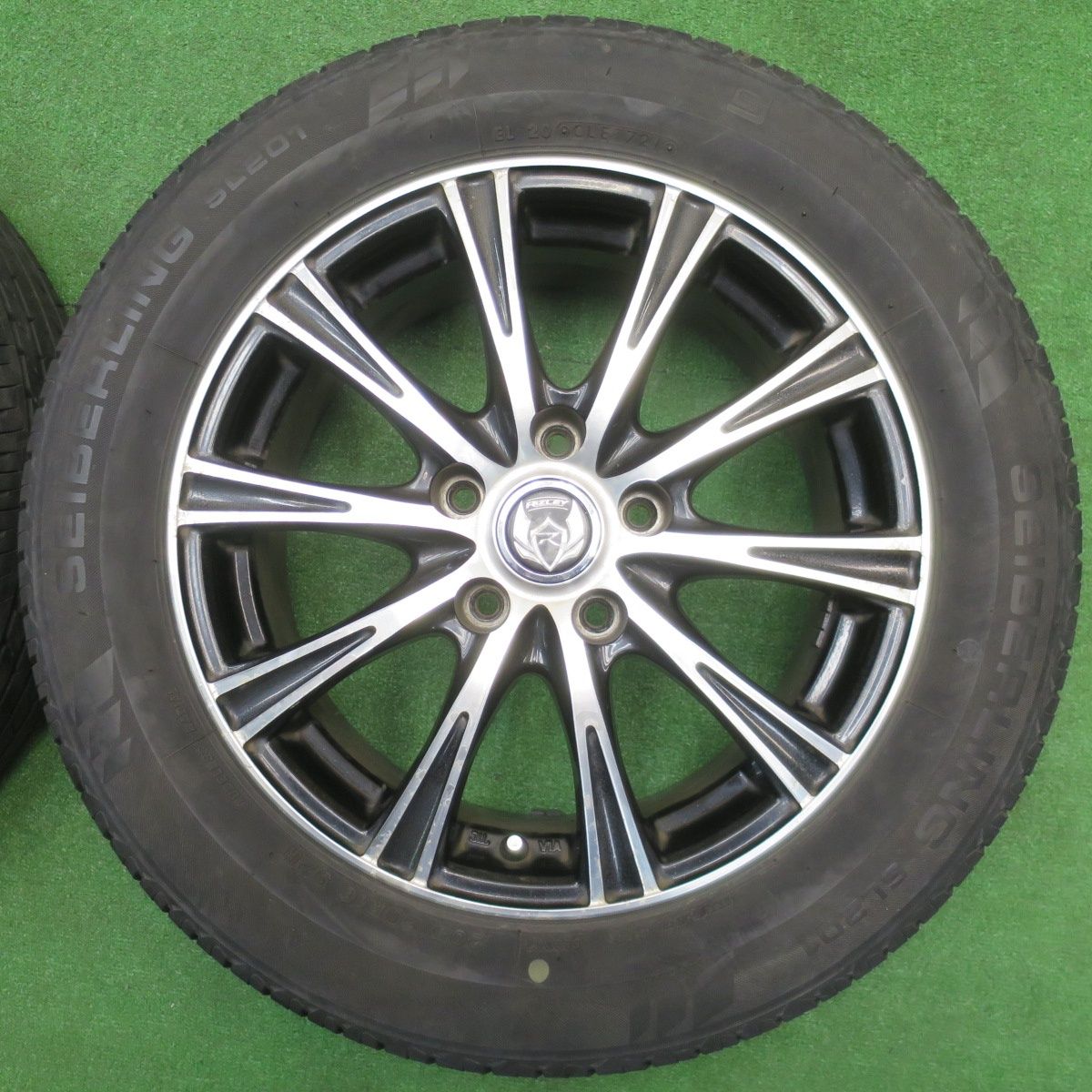 バリ溝！21年！8.5分☆205/60R16 セイバーリング SL201 RiZLEY