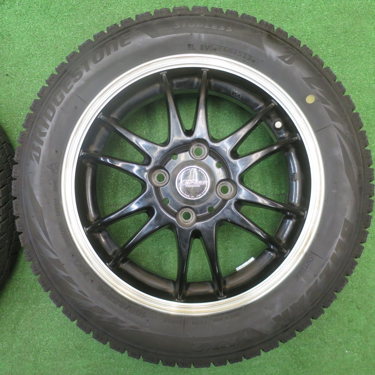 バリ溝！23年！8.5分☆スタッドレス 155/65R14 ブリヂストン