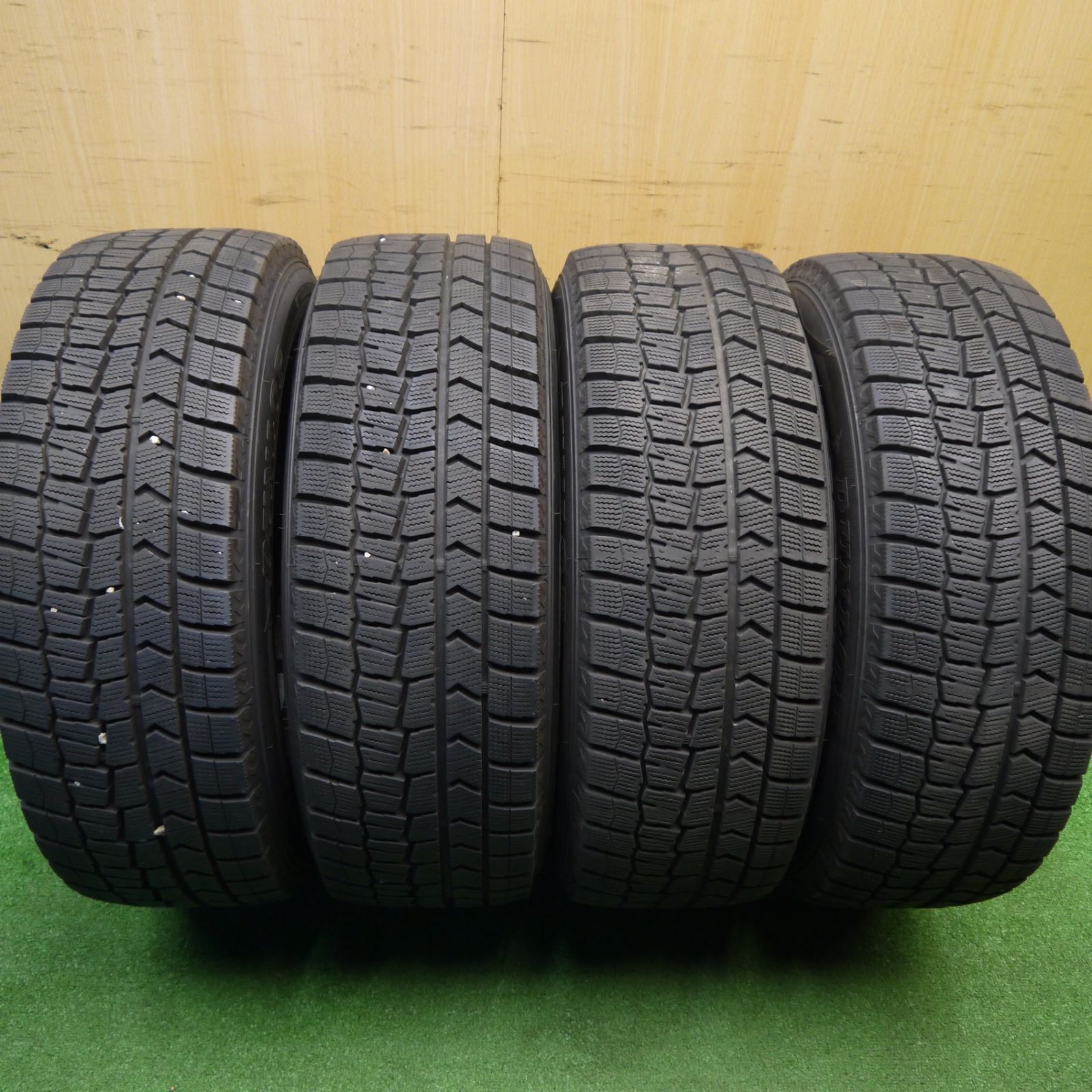 ②【バリ溝 国産 】215/60R16 ダンロップ ウィンターマックス WM02 道内送料無料❗️215/60/16冬タイヤ☆ダンロップウィンターマックス02