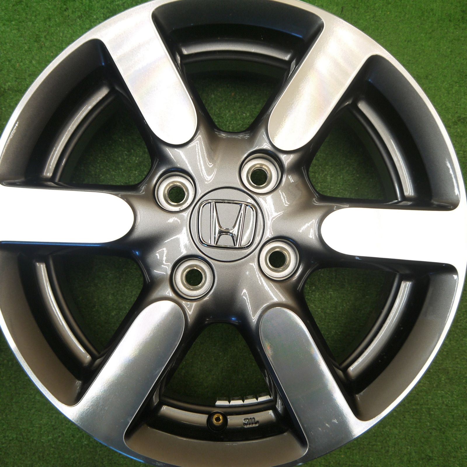 送料無料] 新車外し！付属品付き☆ホンダ N-ONE 純正 ENKEI 製