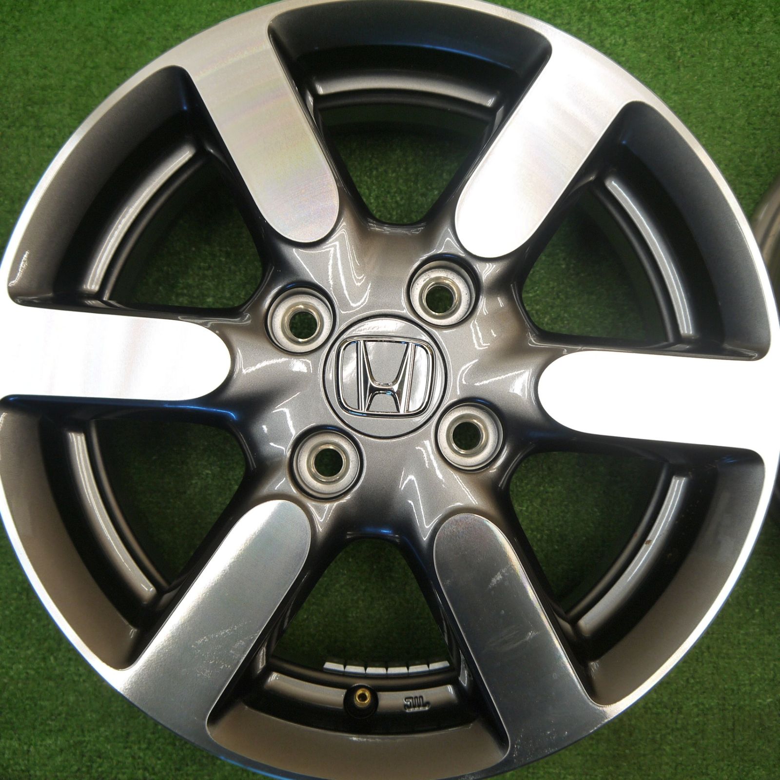 送料無料] 新車外し！付属品付き☆ホンダ N-ONE 純正 ENKEI 製