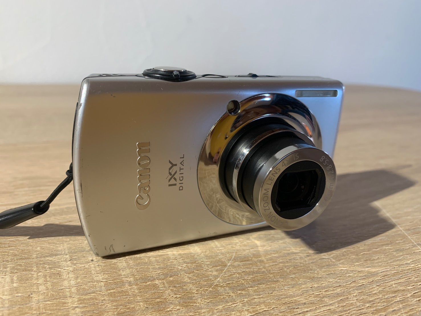 6741 Canon IXY DIGITAL 920 IS シルバー デジカメ 動作確認済み