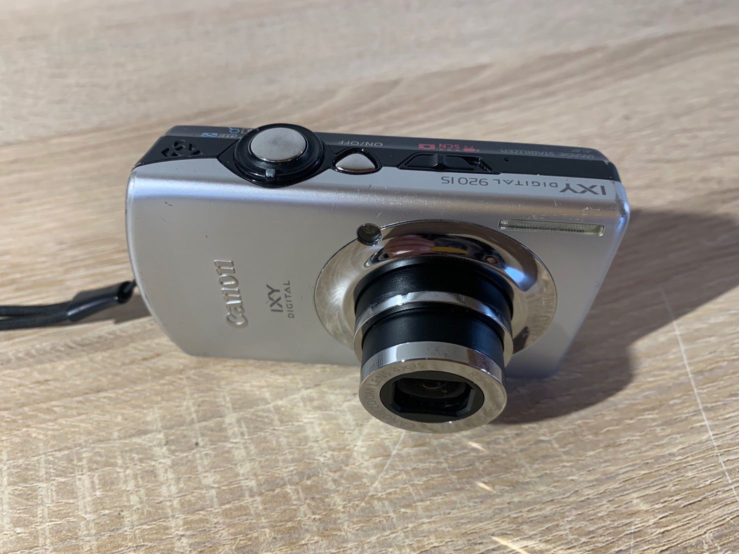 6741 Canon IXY DIGITAL 920 IS シルバー デジカメ 動作確認済み