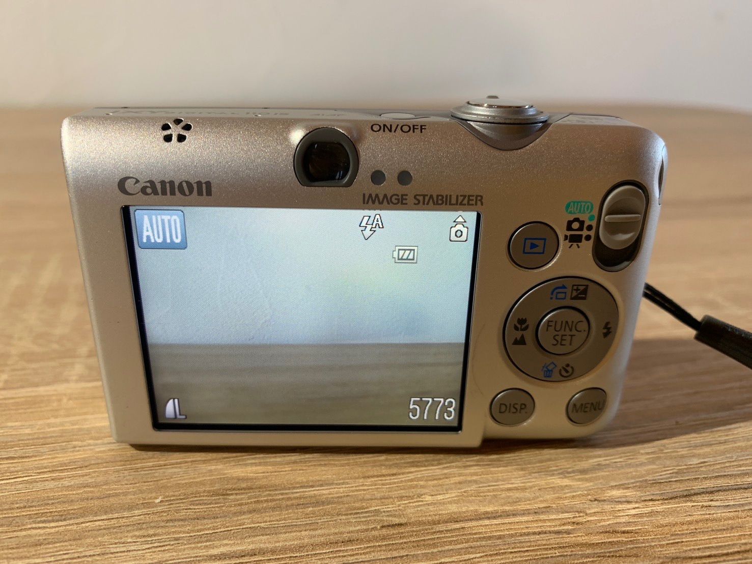 6743 Canon IXY DIGITAL 110 IS シルバー デジカメ - メルカリ