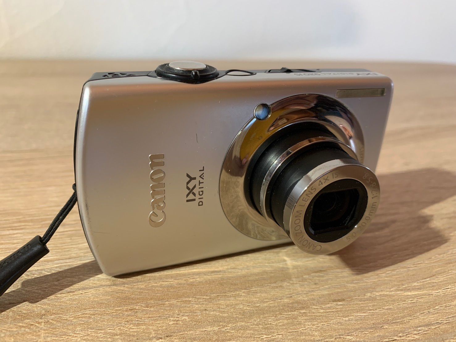 6745 Canon IXY DIGITAL 920 IS シルバー デジカメ 動作確認済み