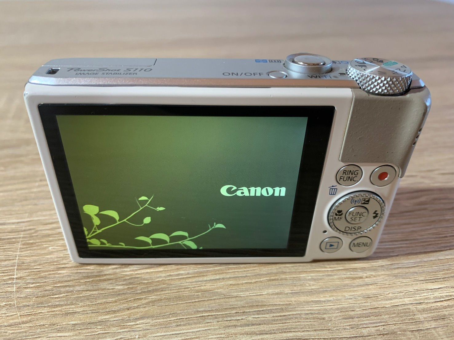 6746 Canon PowerShot S110 ホワイト デジカメ - メルカリ