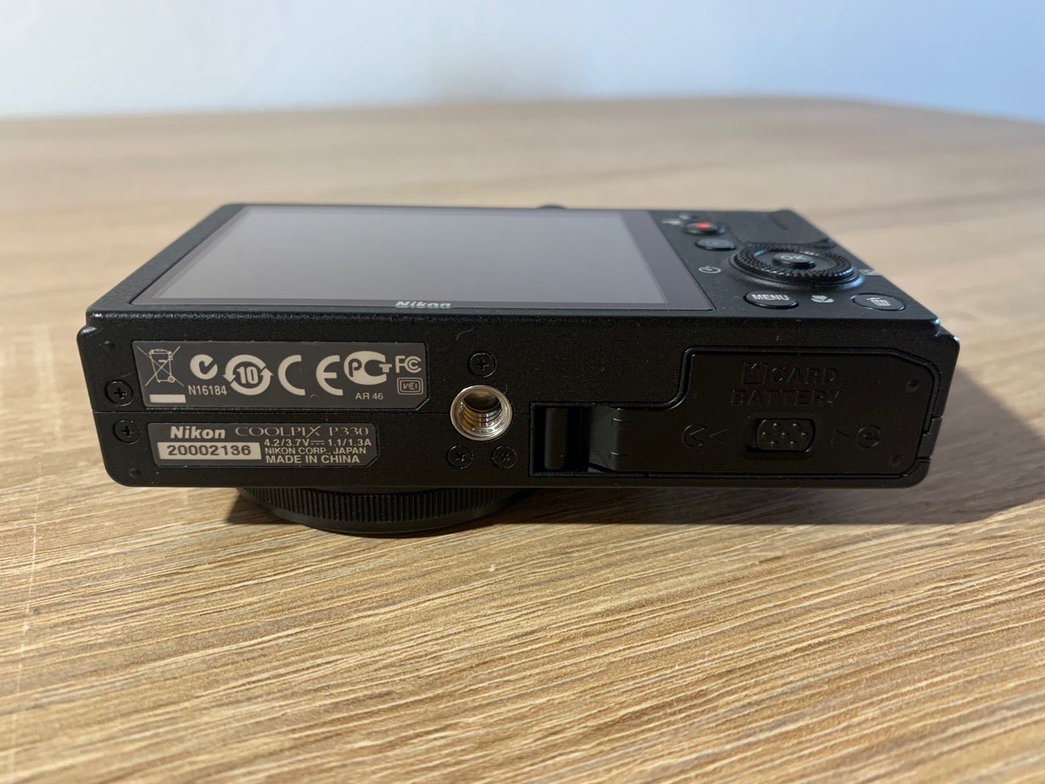 6748 Nikon COOLPIX P330 ブラック デジカメ - メルカリ