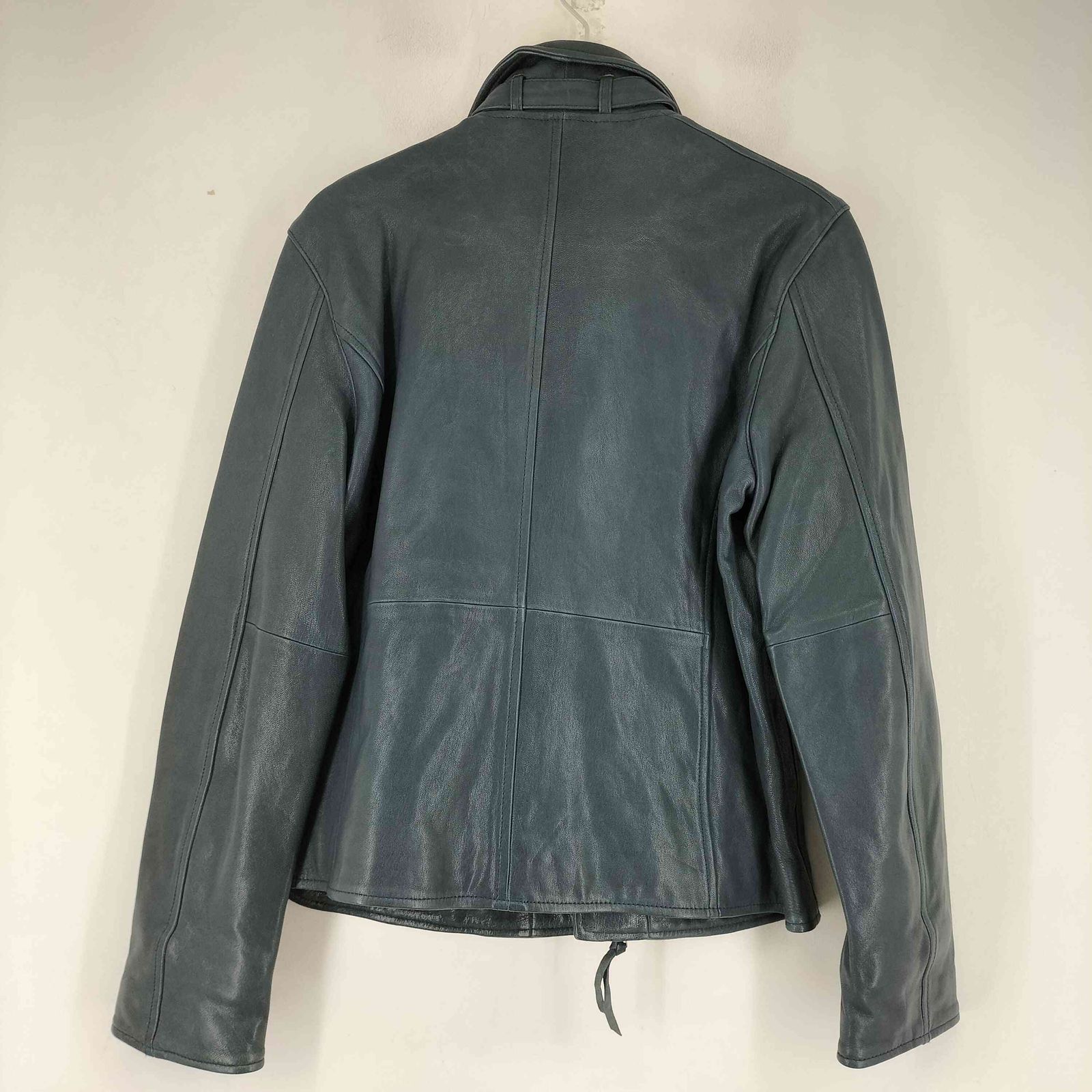 ハルフヘイローラスティーフューチャー haruf halo rusty future 山羊