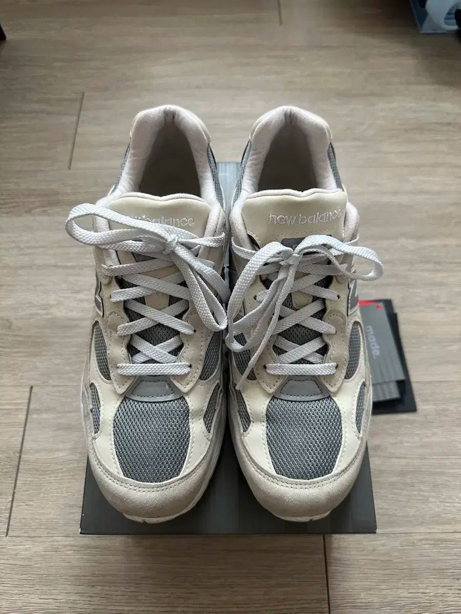 grounds（グラウンズ）｜レディースのスニーカー（グレー系）一覧