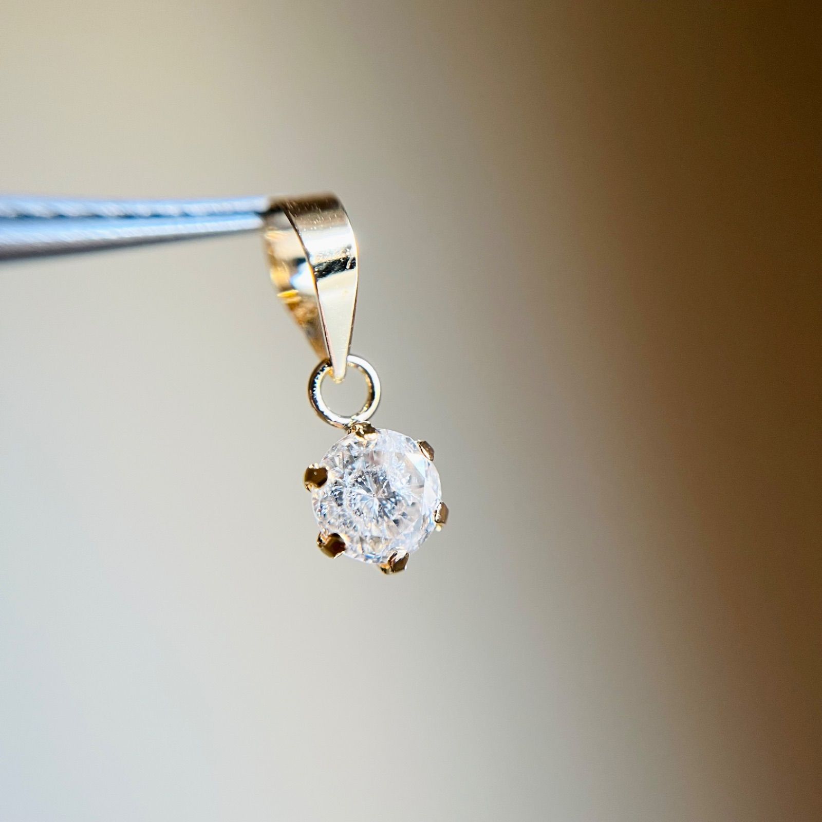 【SALE☆特価☆】K18 天然ダイヤモンド　0.25ctペンダントトップ 3 SALE☆特価☆】K18 天然ダイヤモンド 0.25ctペンダントトップ 5 - メルカリ