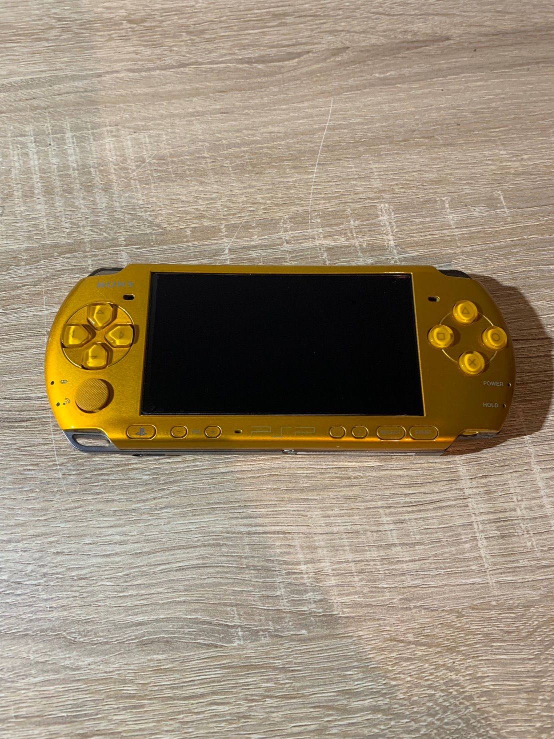 6755 PSP 3000 ブライトイエロー