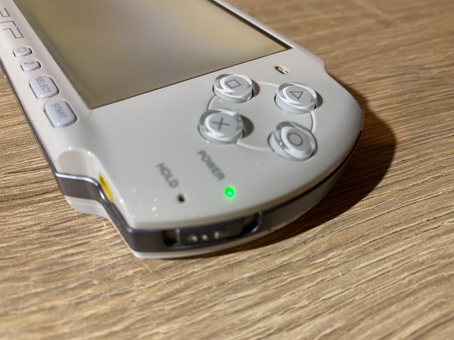 6758 PSP 3000 パールホワイト 動作確認済み - メルカリ