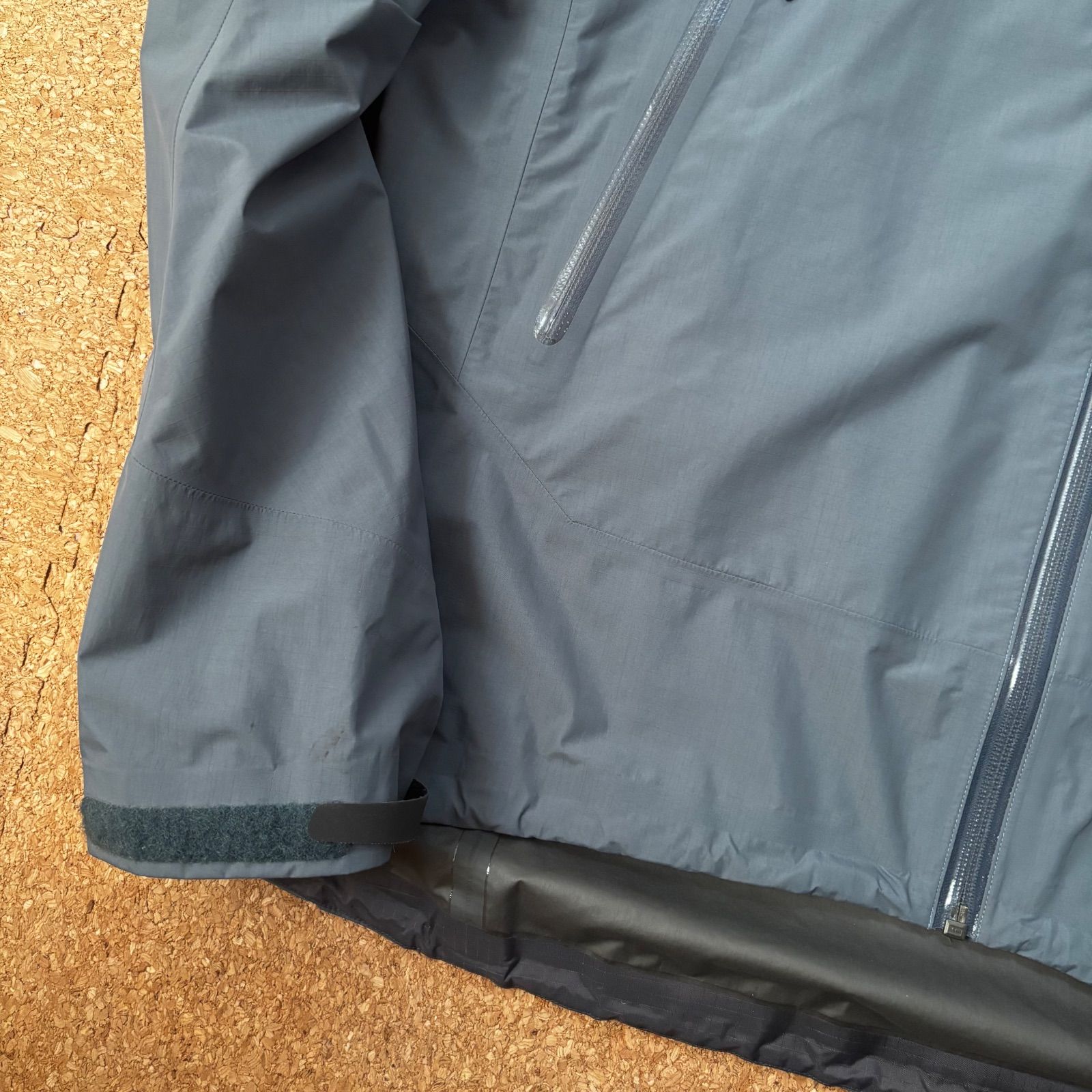 アークテリクス ゼータSL メンズL グレー ゴアテックス ナイロン