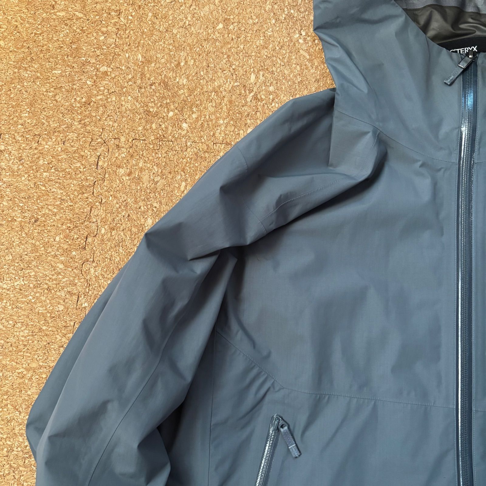 アークテリクス ゼータSL メンズL グレー ゴアテックス ナイロン