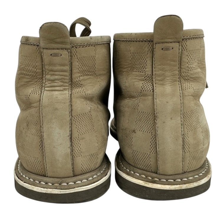 ルイヴィトン スエードチャッカブーツ