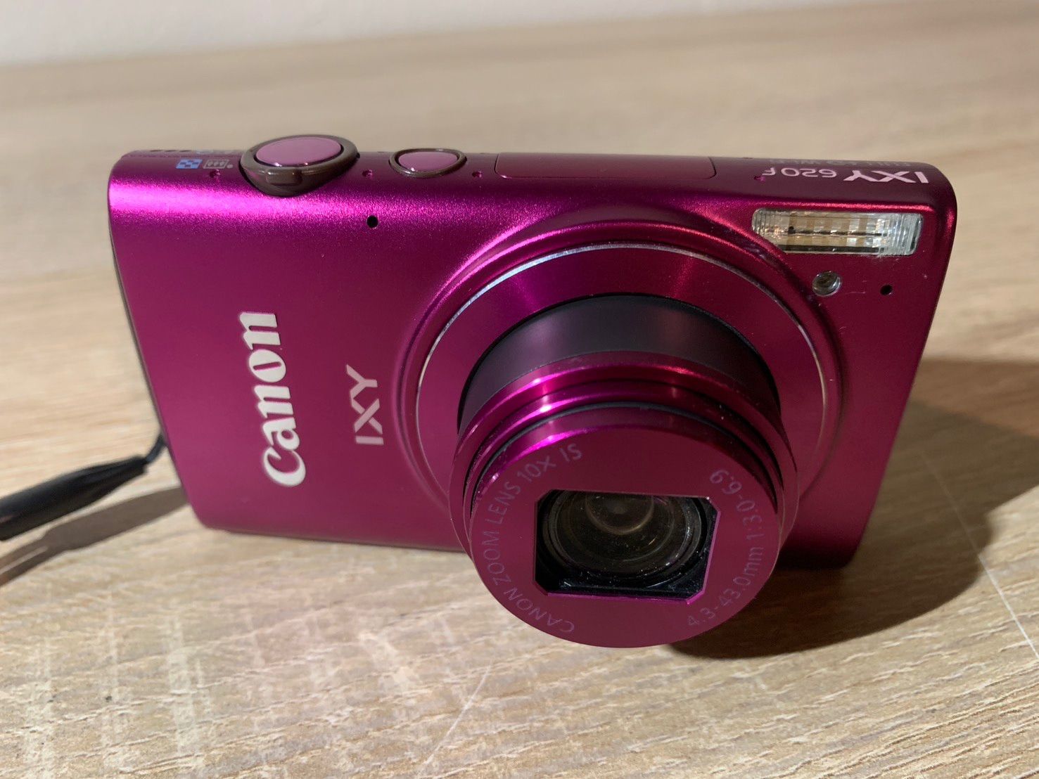 CANON IXY620F FULLHD wifi デジカメジャンク品 CANON IXY620F FULLHD wifi デジカメジャンク品